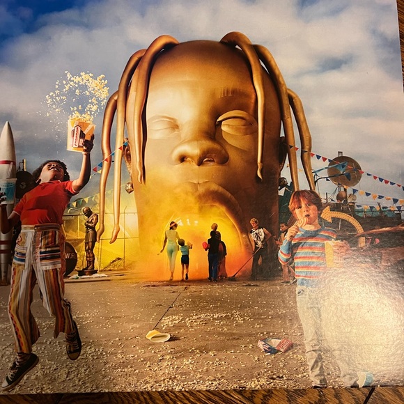 Travis Scott Astroworld and Pop Smoke Shoot for the stars aim for the mood vinyl - Picture 2 of 8